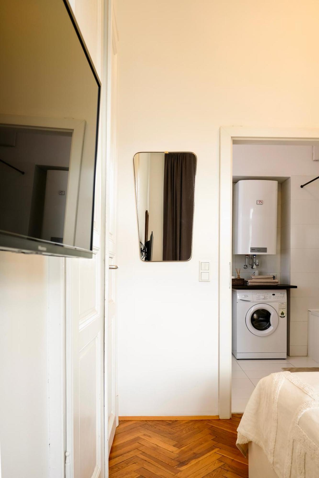 Stilvolles Apartment In Zentraler Lage - Free Parking Graz Exterior foto