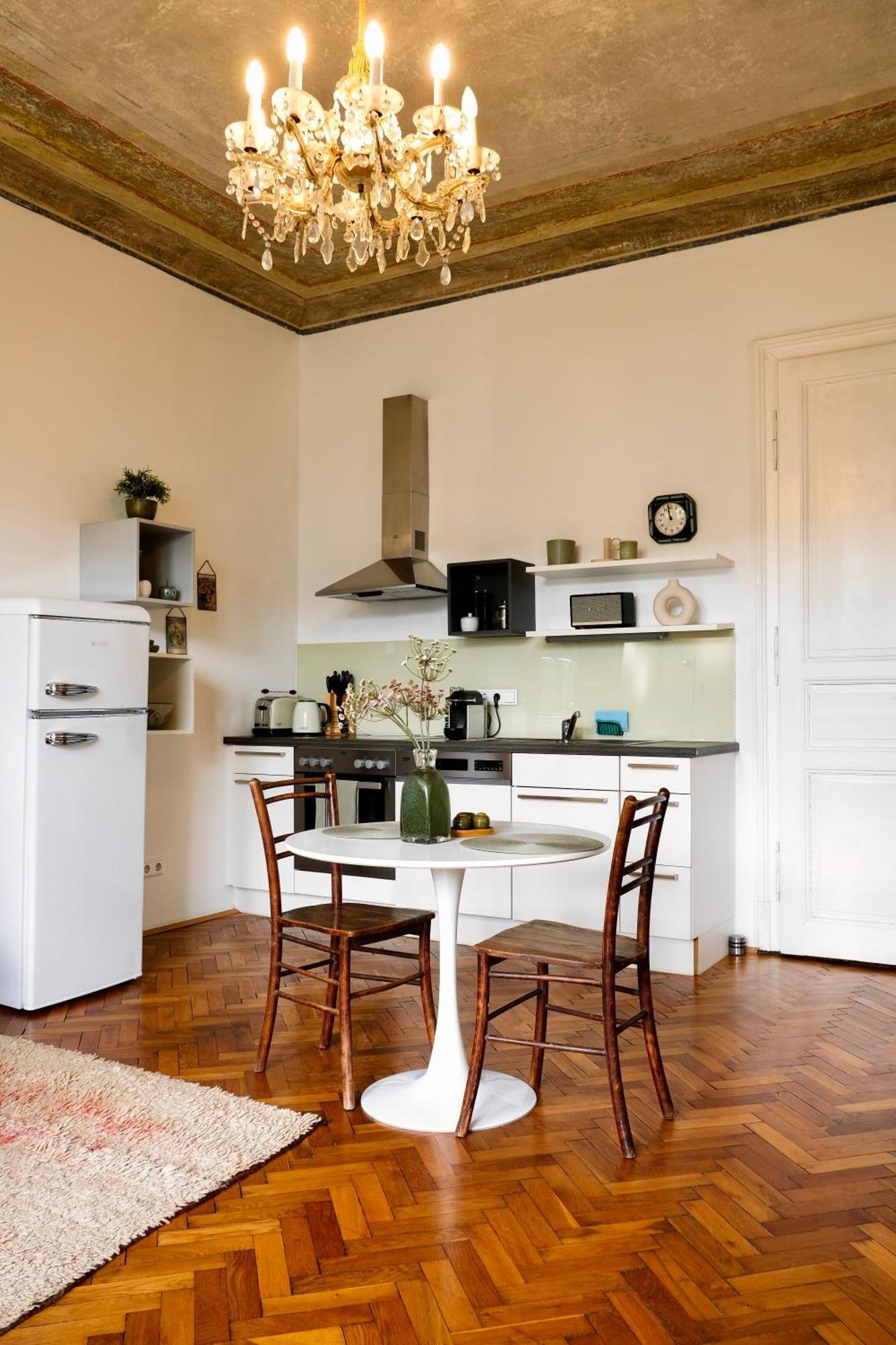 Stilvolles Apartment In Zentraler Lage - Free Parking Graz Exterior foto